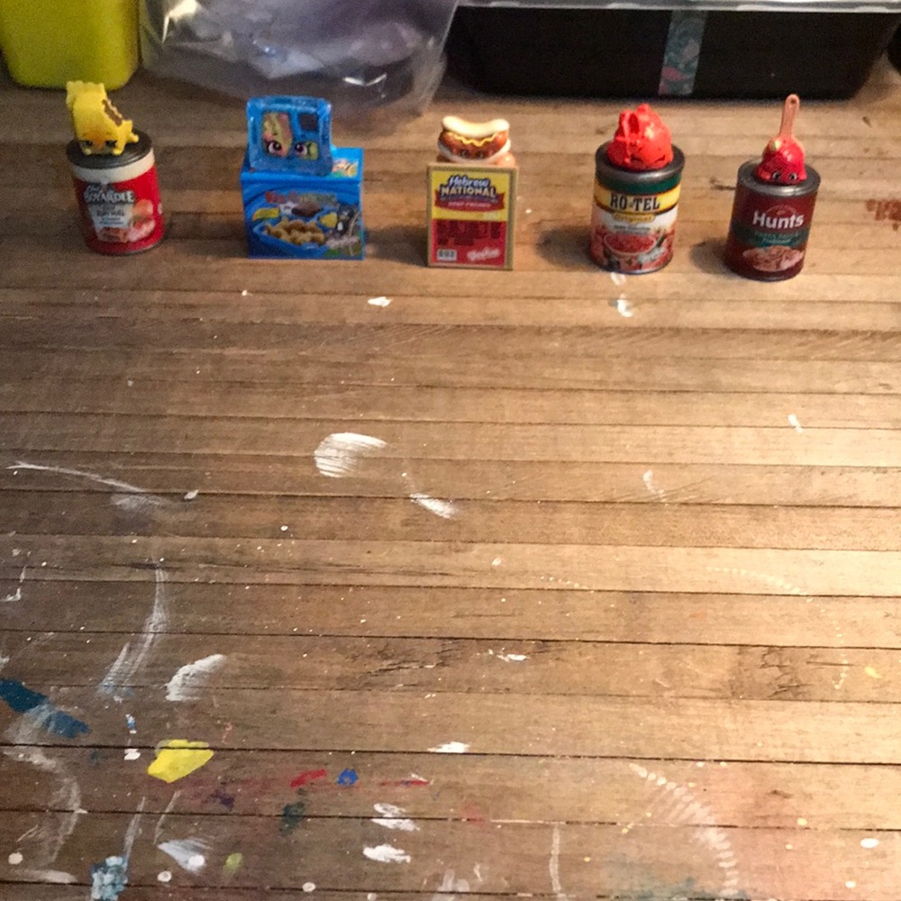 five mini shop kins
